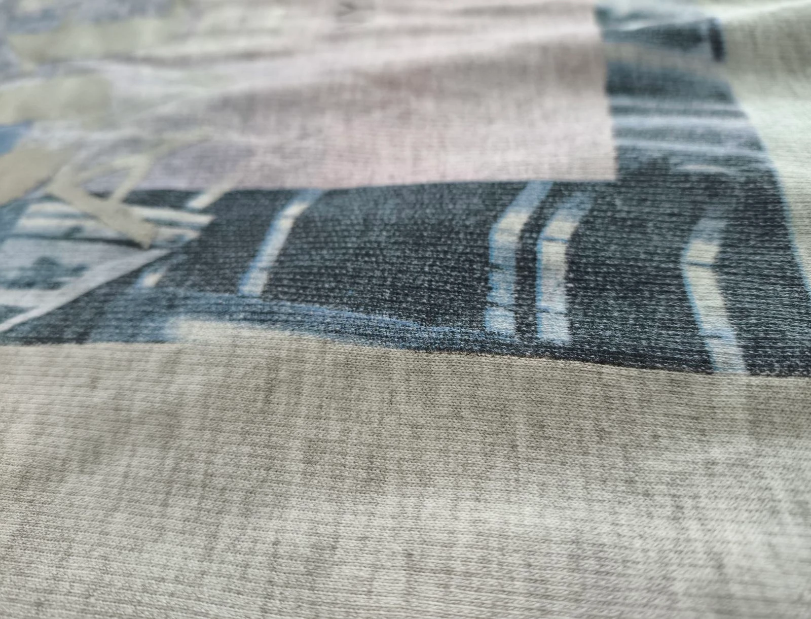 Sweatshirt met afbeelding – photo 2